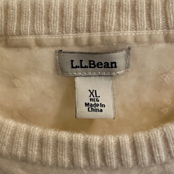 L.L. Bean Women's Ivory Cable Knit Sweater - Picture 2 of 6